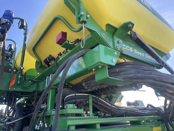 2013 John Deere DB90 Planter