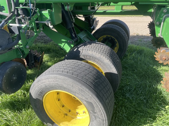 2013 John Deere DB90 Planter