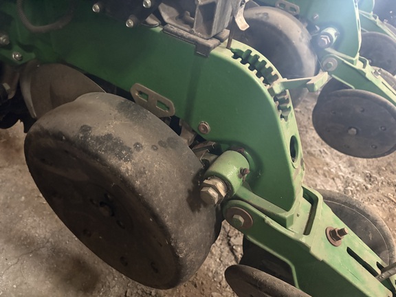 2009 John Deere 1770NT CCS Planter