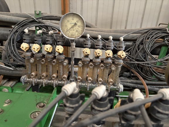 2009 John Deere 1770NT CCS Planter