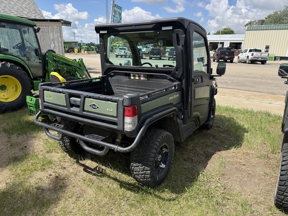 2024 John Deere XUV 835R ATV