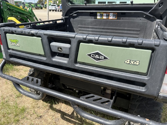 2024 John Deere XUV 835R ATV