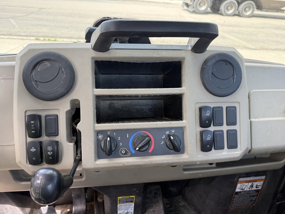 2024 John Deere XUV 835R ATV