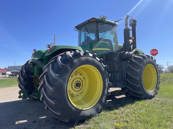 2008 John Deere 9330 Tractor 4WD