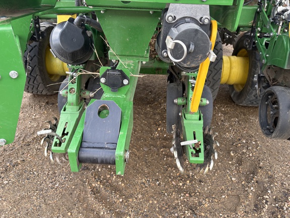 2021 John Deere DB60 Planter