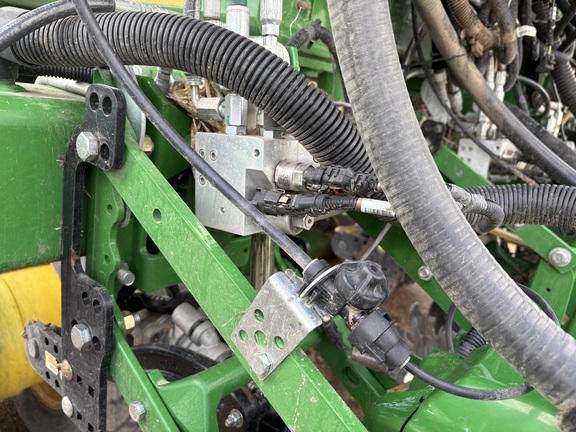 2021 John Deere DB60 Planter