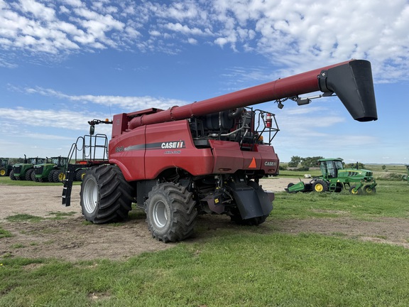 2016 Case IH 8240 Combine