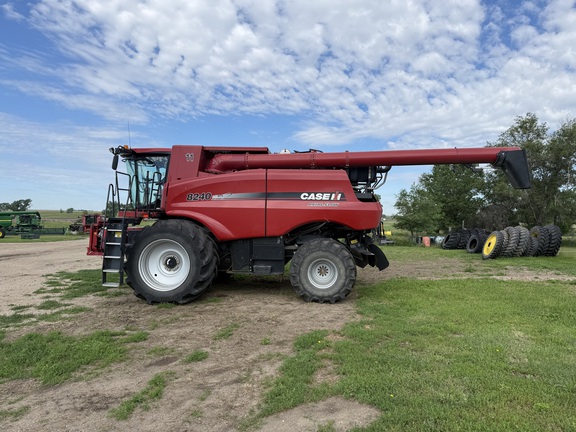 2016 Case IH 8240 Combine