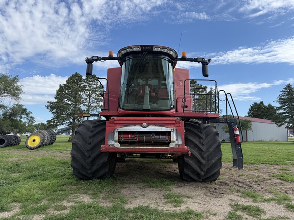 2016 Case IH 8240 Combine