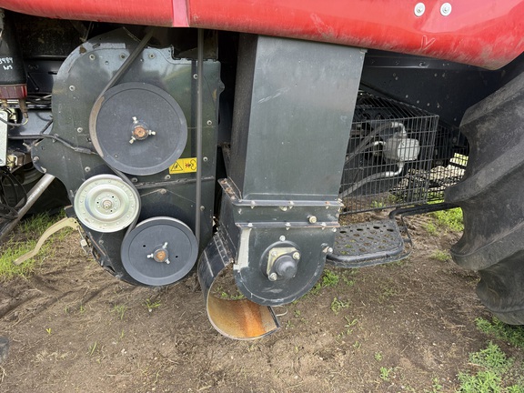 2016 Case IH 8240 Combine