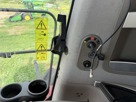2016 Case IH 8240 Combine