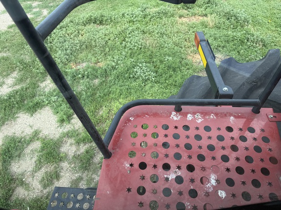 2016 Case IH 8240 Combine