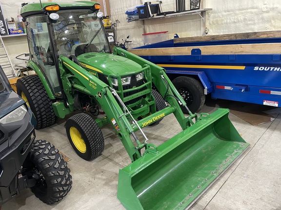 2021 John Deere 4066R Tractor Compact