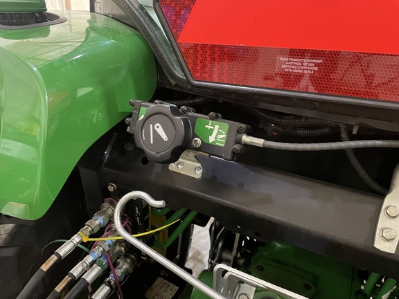 2021 John Deere 4066R Tractor Compact