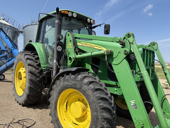 2007 John Deere 7430 Premium Tractor