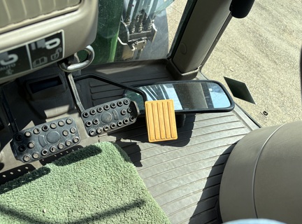2007 John Deere 7430 Premium Tractor
