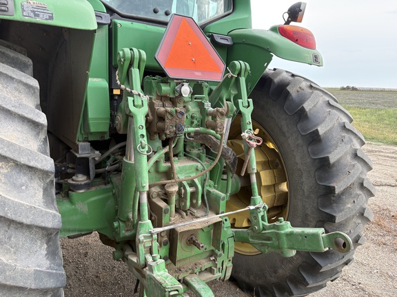 2009 John Deere 7330 Premium Tractor