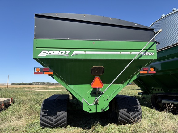 2013 Brent 1396 Grain Cart