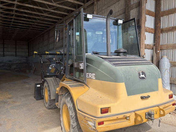 2016 John Deere 324K Compact Utility Loader