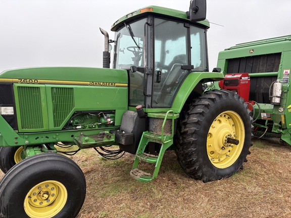 1993 John Deere 7600 Tractor