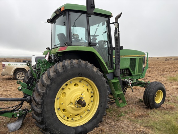 1993 John Deere 7600 Tractor