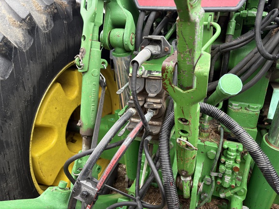 1993 John Deere 7600 Tractor