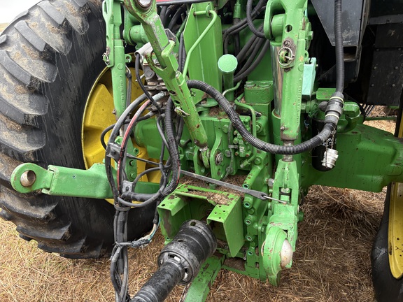 1993 John Deere 7600 Tractor