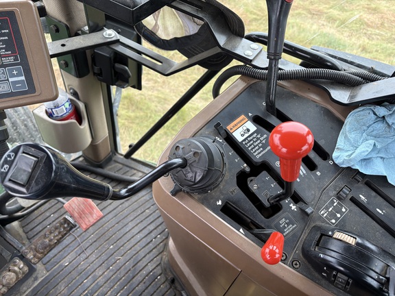 1993 John Deere 7600 Tractor