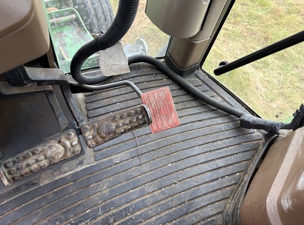 1993 John Deere 7600 Tractor