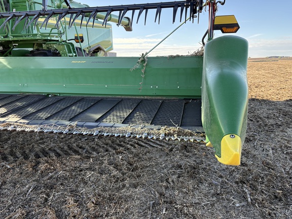 2023 John Deere RD40F Header Combine