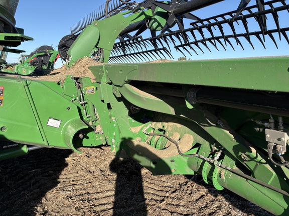 2023 John Deere RD40F Header Combine