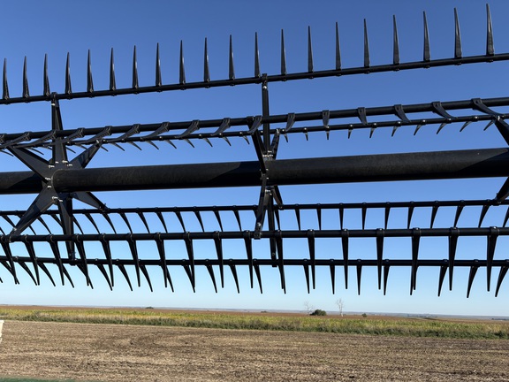 2023 John Deere RD40F Header Combine