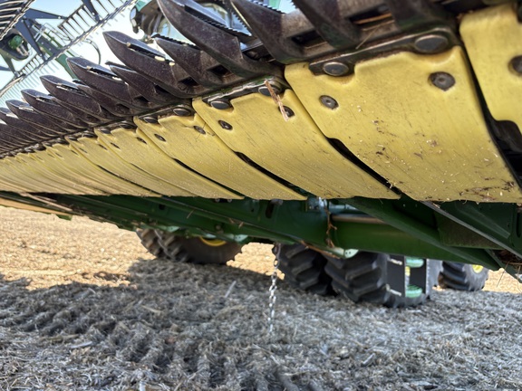 2023 John Deere RD40F Header Combine