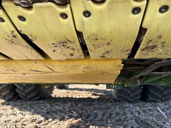 2023 John Deere RD40F Header Combine