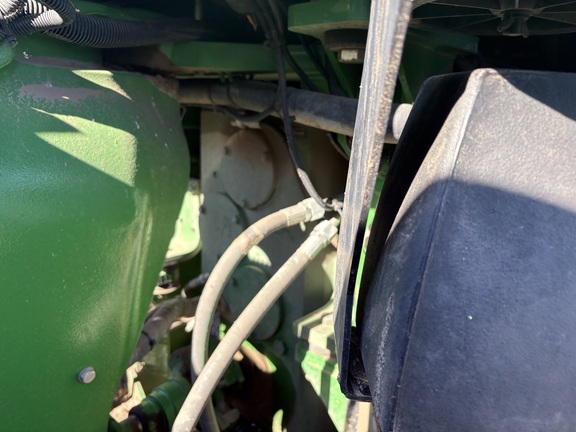 2004 John Deere 9320 Tractor 4WD