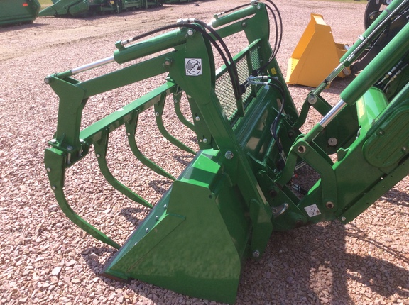 2022 John Deere 680R Loader