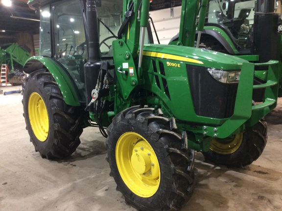 2023 John Deere 5090E Tractor