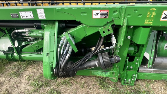 2023 John Deere RD40F Header Combine