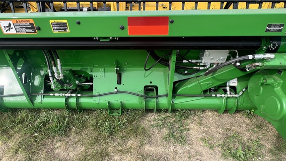 2023 John Deere RD40F Header Combine