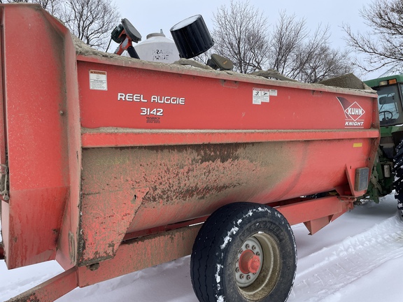 2012 Misc 3142 Feed Wagon