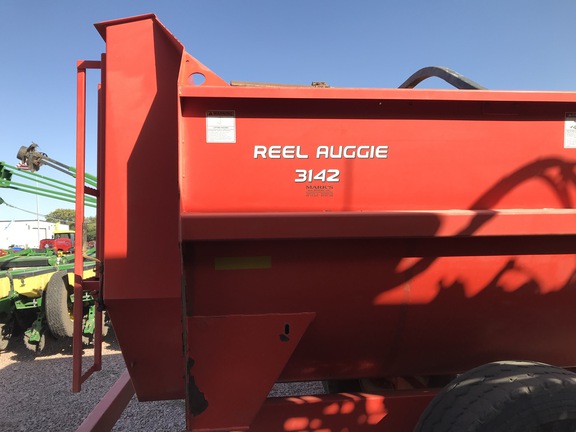 2012 Misc 3142 Feed Wagon