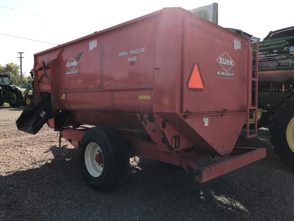 2012 Misc 3142 Feed Wagon