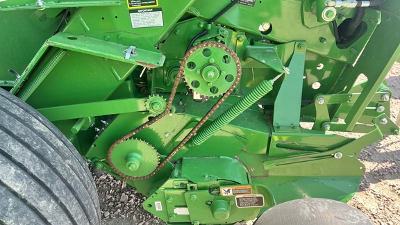 2023 John Deere 560M Baler/Round