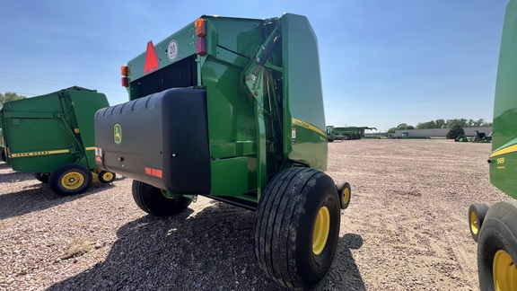 2023 John Deere 560M Baler/Round