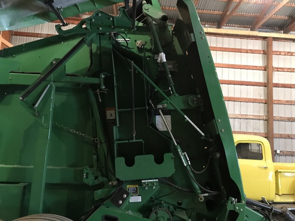 2013 John Deere 569 Premium Baler/Round