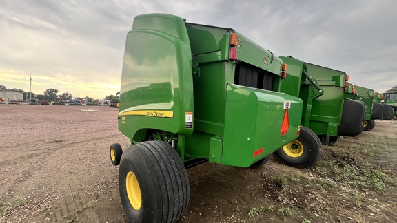 2013 John Deere 569 Premium Baler/Round