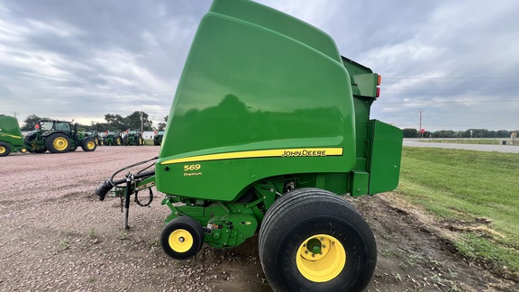 2013 John Deere 569 Premium Baler/Round