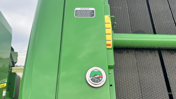 2013 John Deere 569 Premium Baler/Round