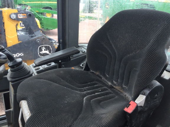 2018 John Deere 324K Compact Utility Loader