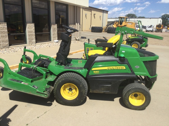 2022 John Deere 1580 Mower/Front Deck